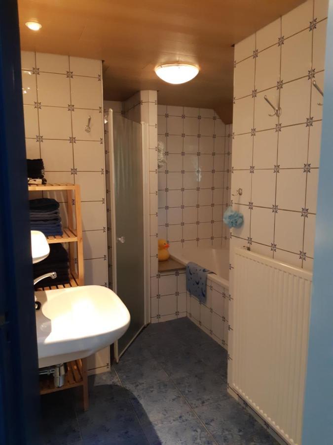 Bed & Breakfast “ Gastvrij Onthaal “ Een-West Extérieur photo